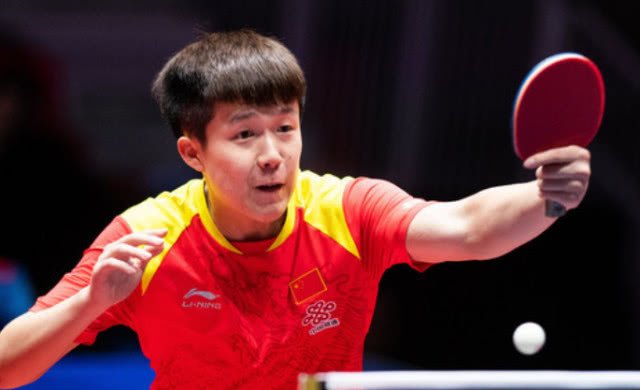 篮在首场比 篮在首场比