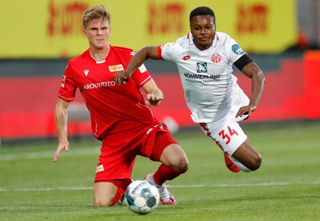 卡里克：曼联理应参加欧冠，但不能以此划清失败